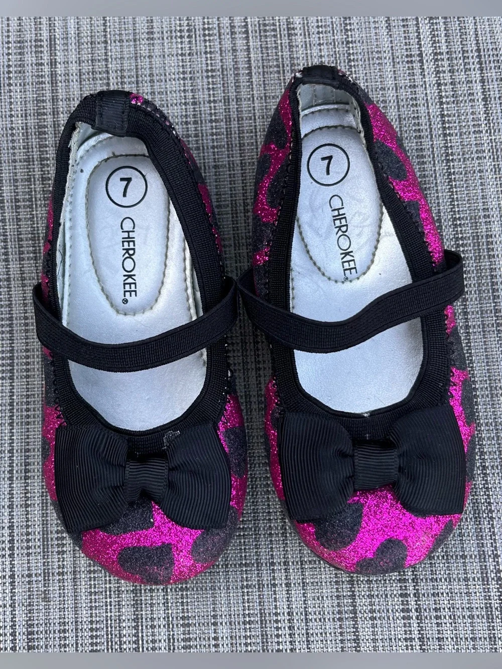 Cherokee Pink Glitter & Black Bow Mary Jane Girls' Shoes